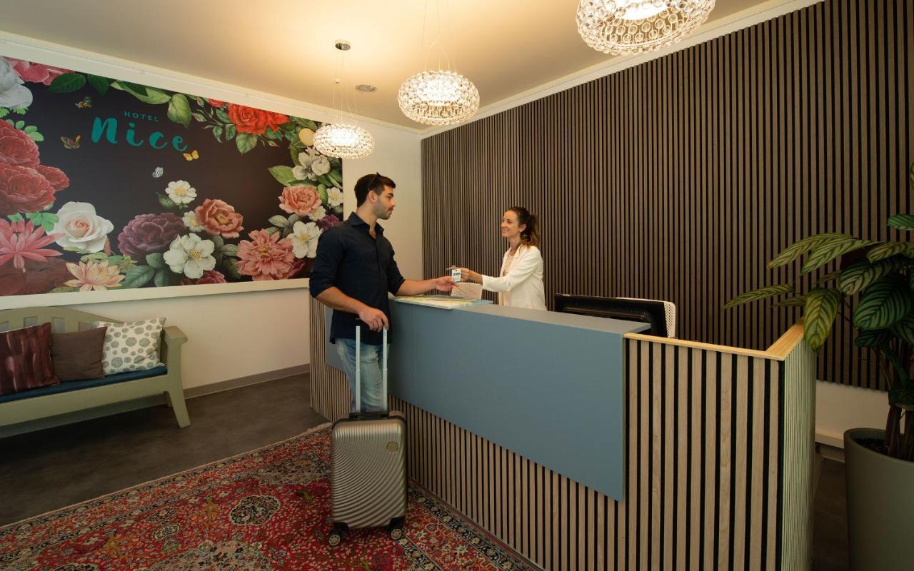 Nice Hotel ビビオーネ エクステリア 写真