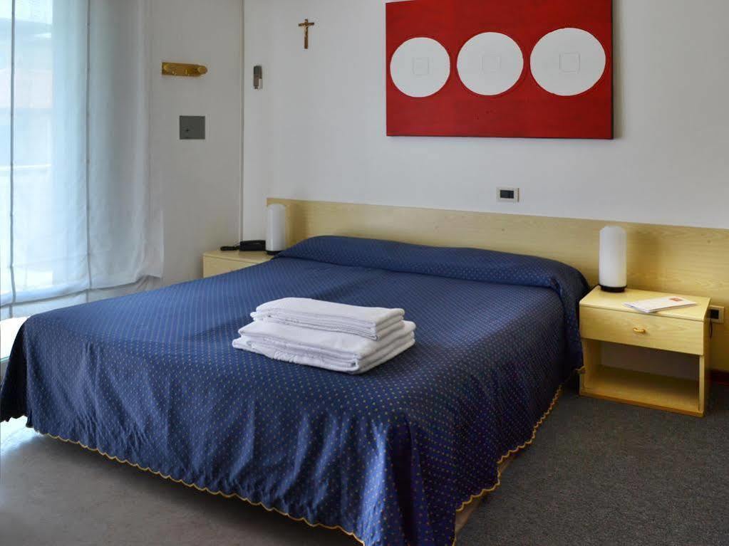 Nice Hotel ビビオーネ エクステリア 写真